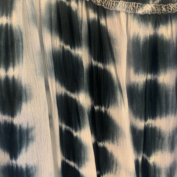 Boho blue tie dye dress, size large (fits 8-10) - Picture 9 of 16